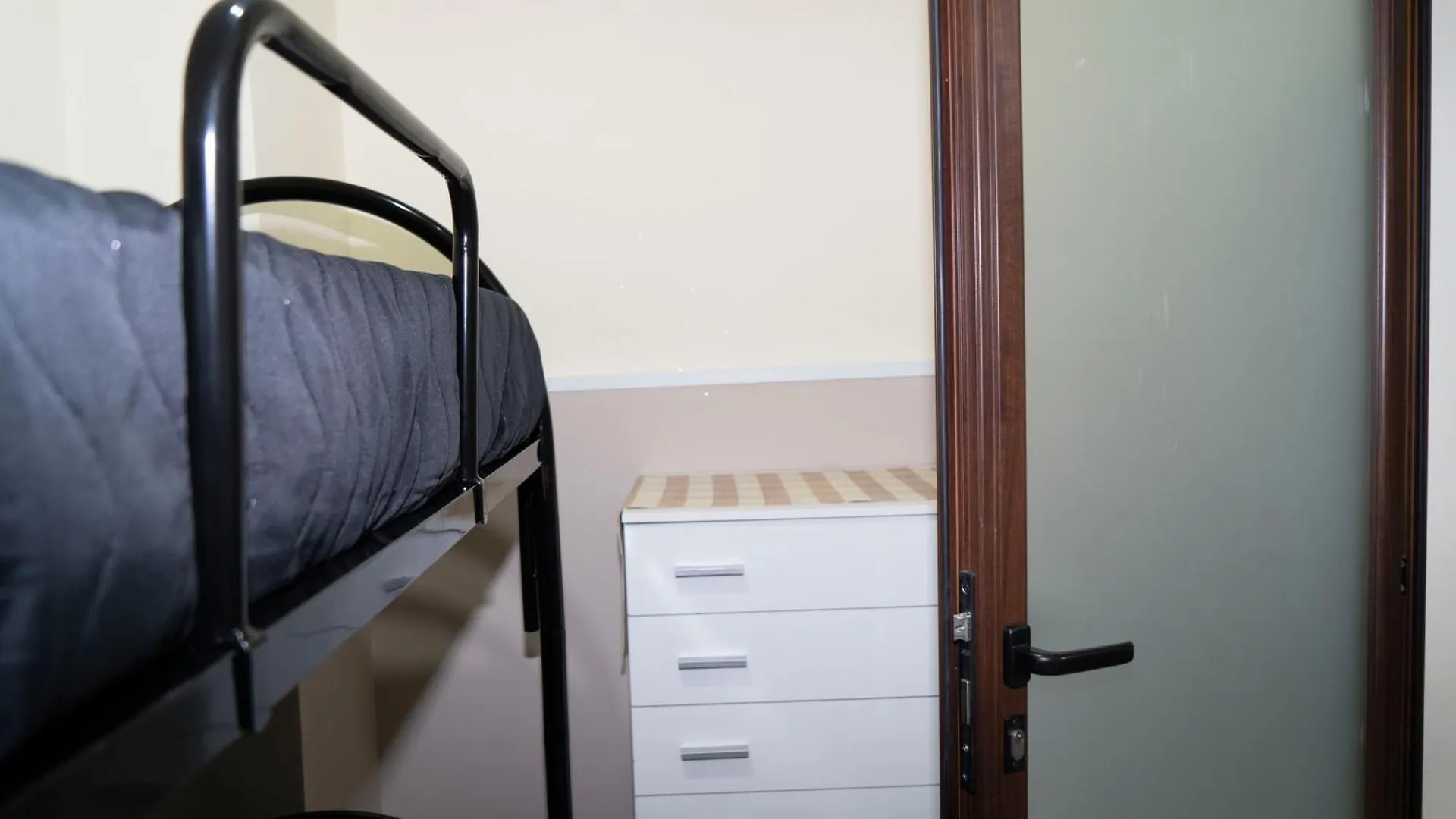 Casa Indipendente E Ben Servita A CTA Apartmán